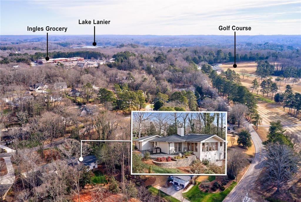 3526 Edgewood Circle