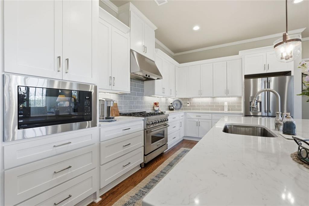 5420 Fishermans Cove