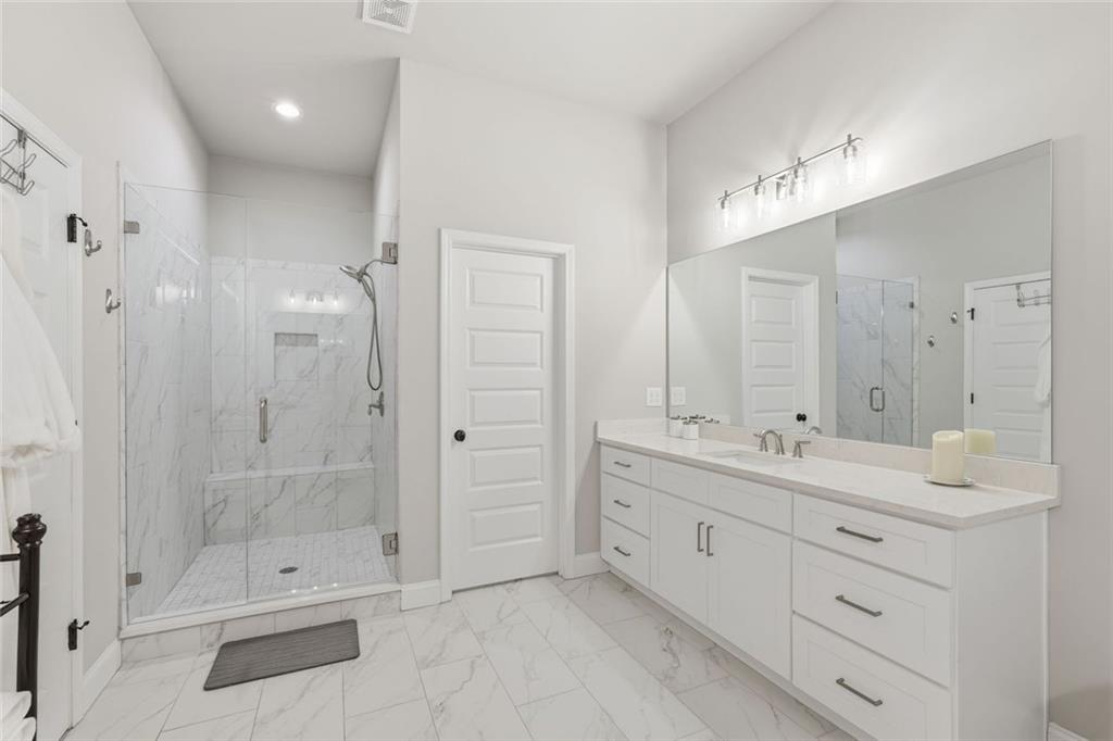 5420 Fishermans Cove