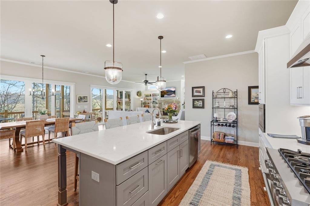 5420 Fishermans Cove