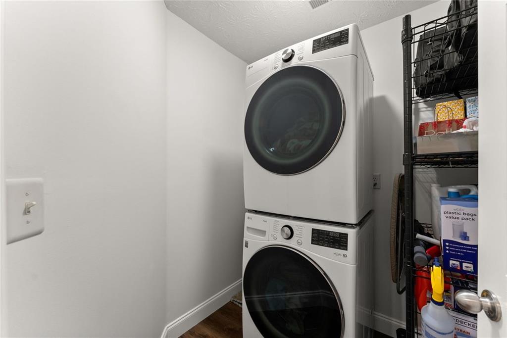 5740 Rolling Meadow Lane