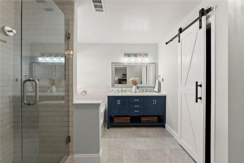 5740 Rolling Meadow Lane