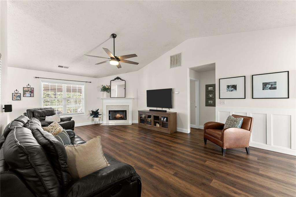 5740 Rolling Meadow Lane