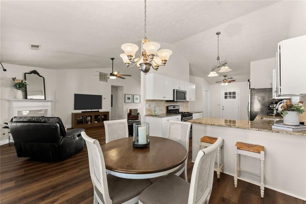 5740 Rolling Meadow Lane