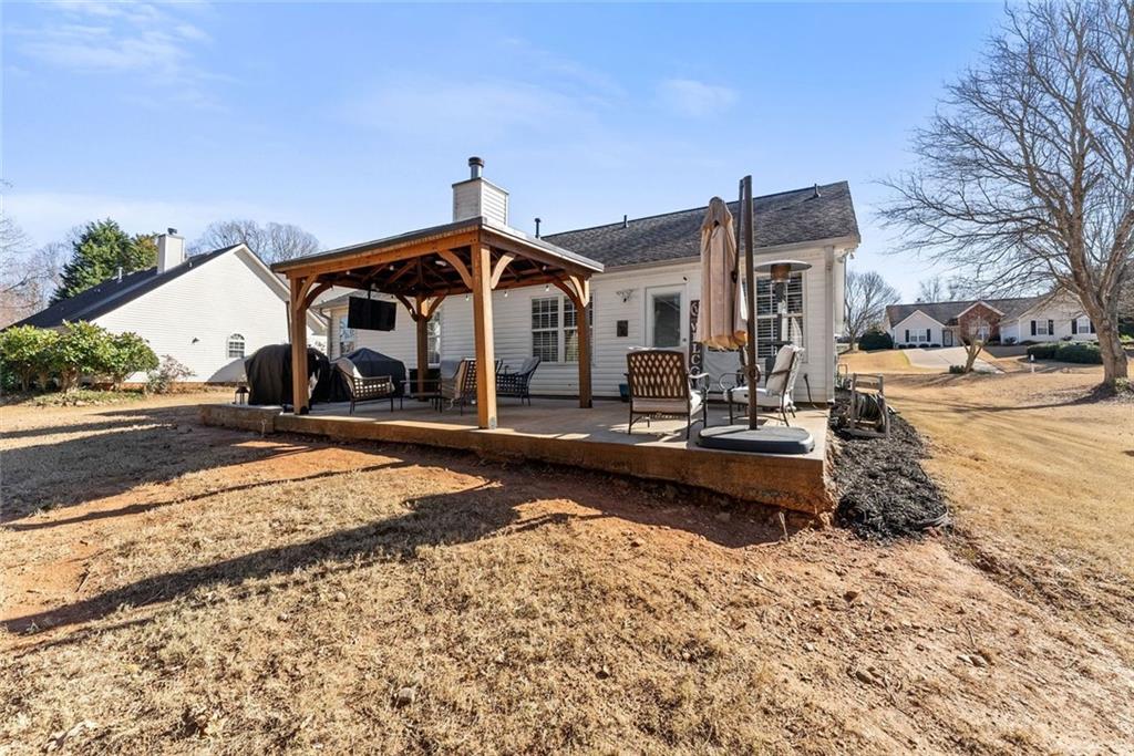 5740 Rolling Meadow Lane