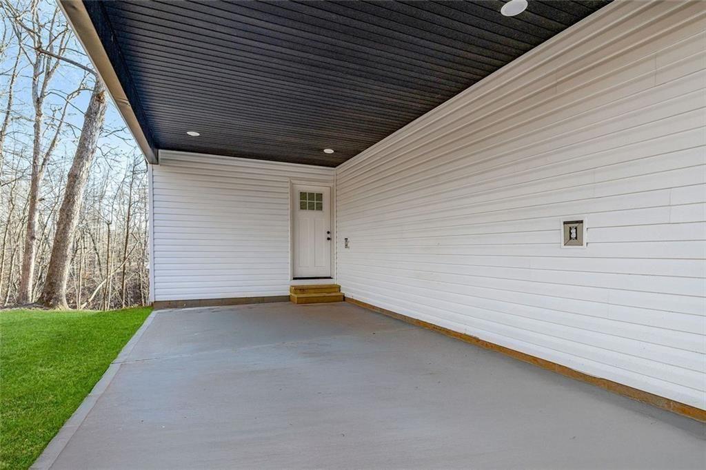 3672 Hidden Pond Drive