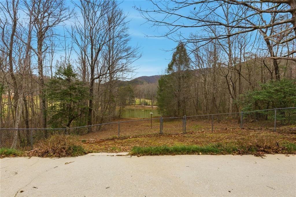 61 Bear Ridge Road