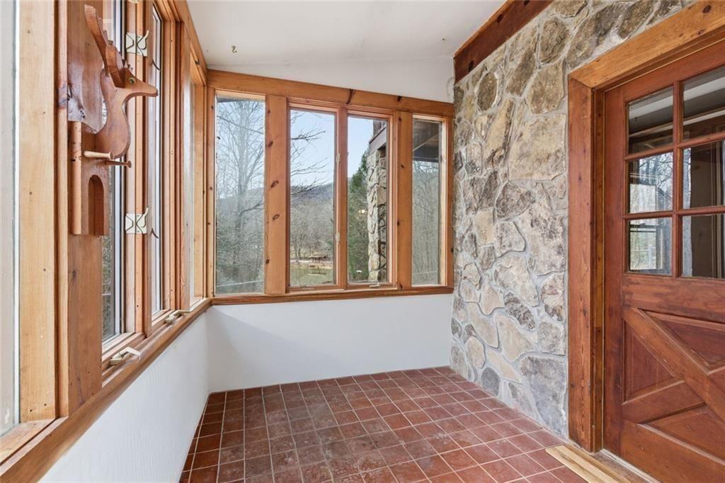 61 Bear Ridge Road