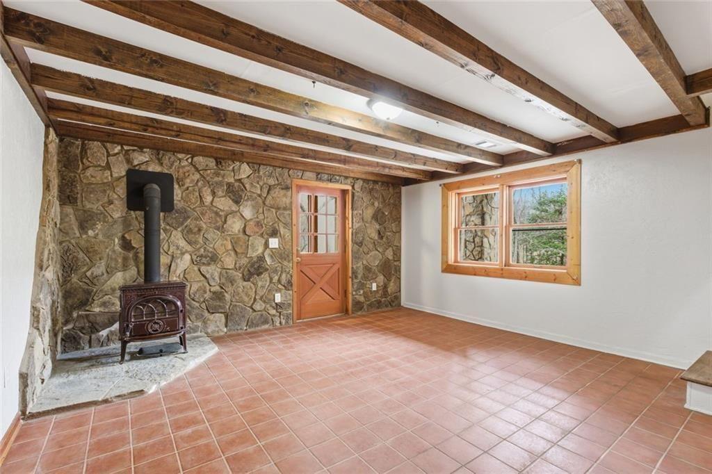 61 Bear Ridge Road