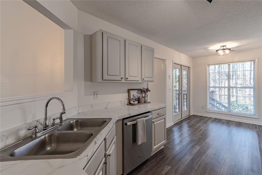 6415 Phillips Creek Drive