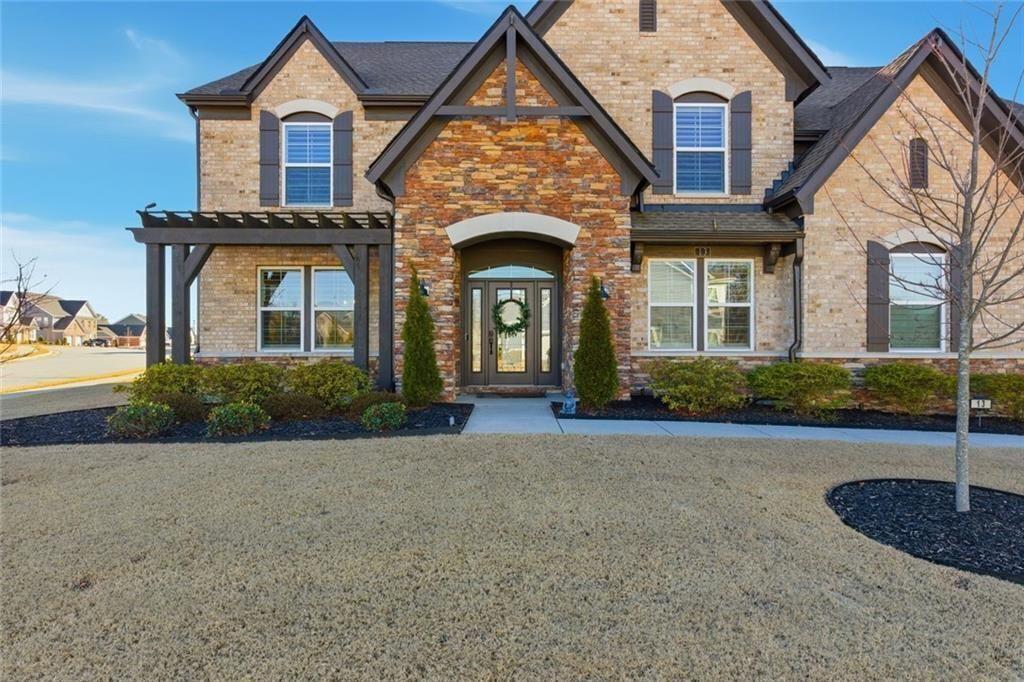 13 Clearwater Court