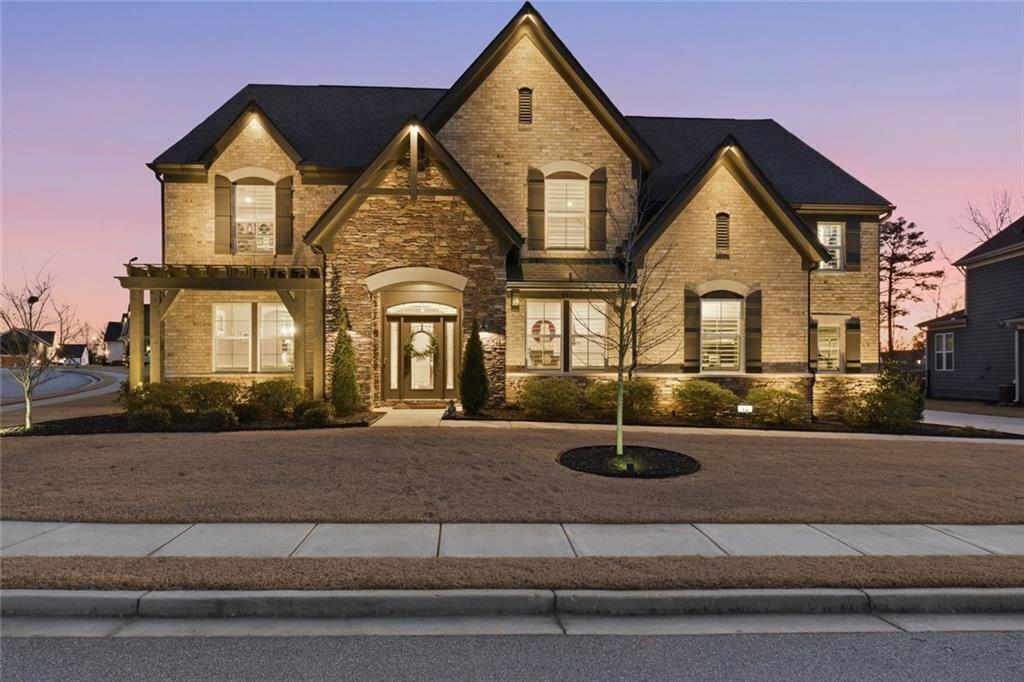 13 Clearwater Court