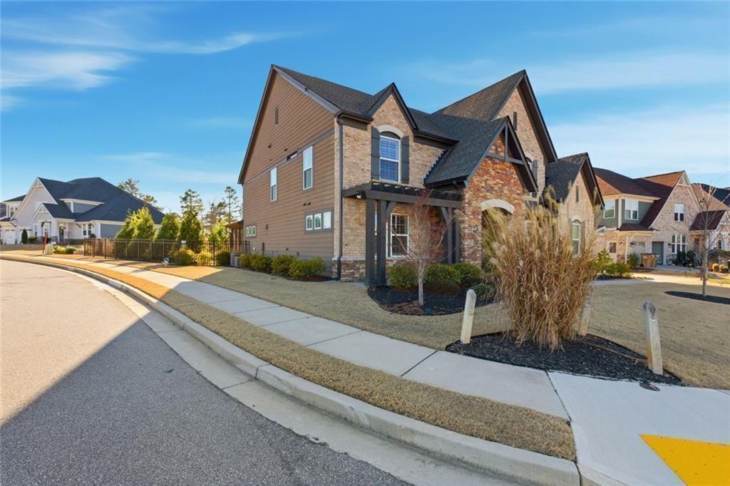 13 Clearwater Court