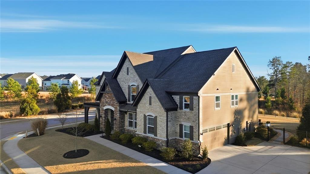 13 Clearwater Court