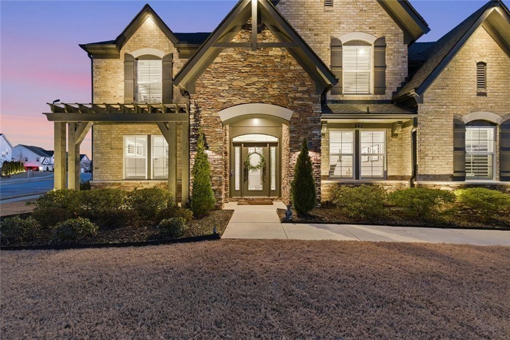 13 Clearwater Court