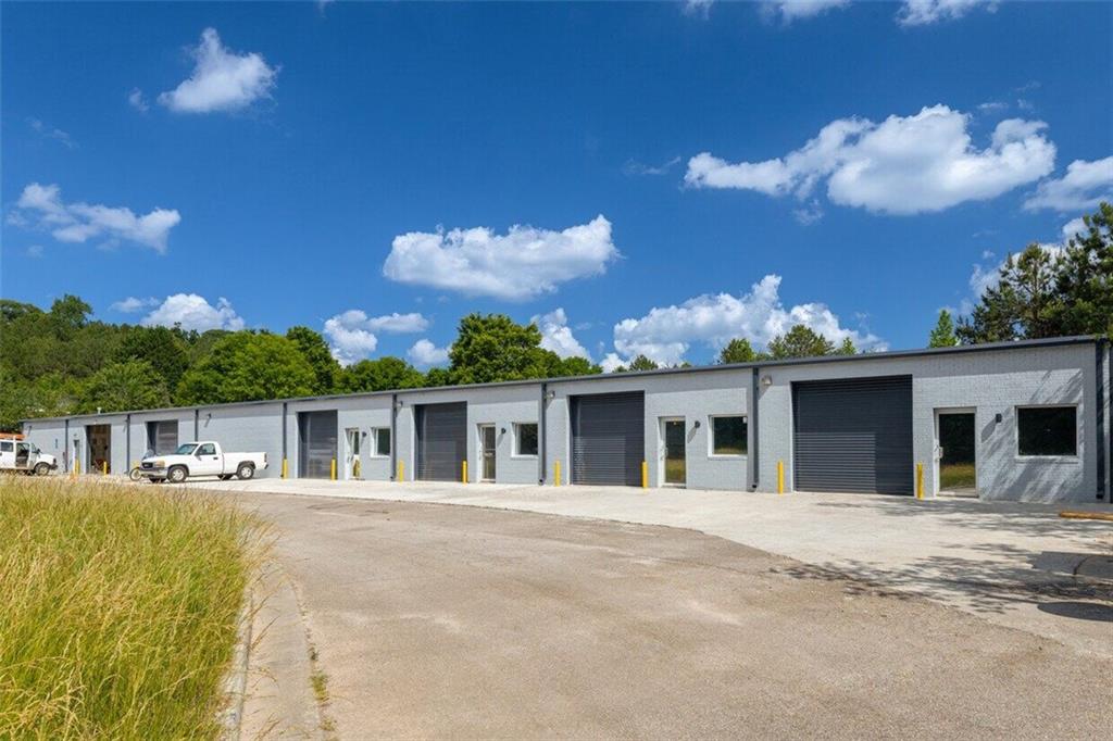 2427 Hilton Way Unit 100