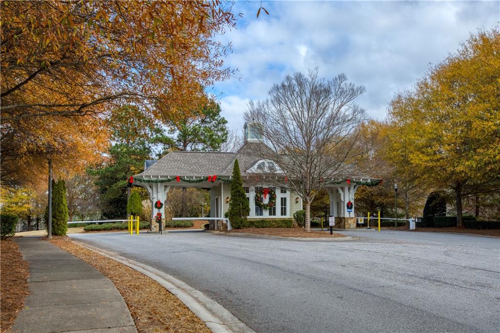 3730 Cypresswood Point SW