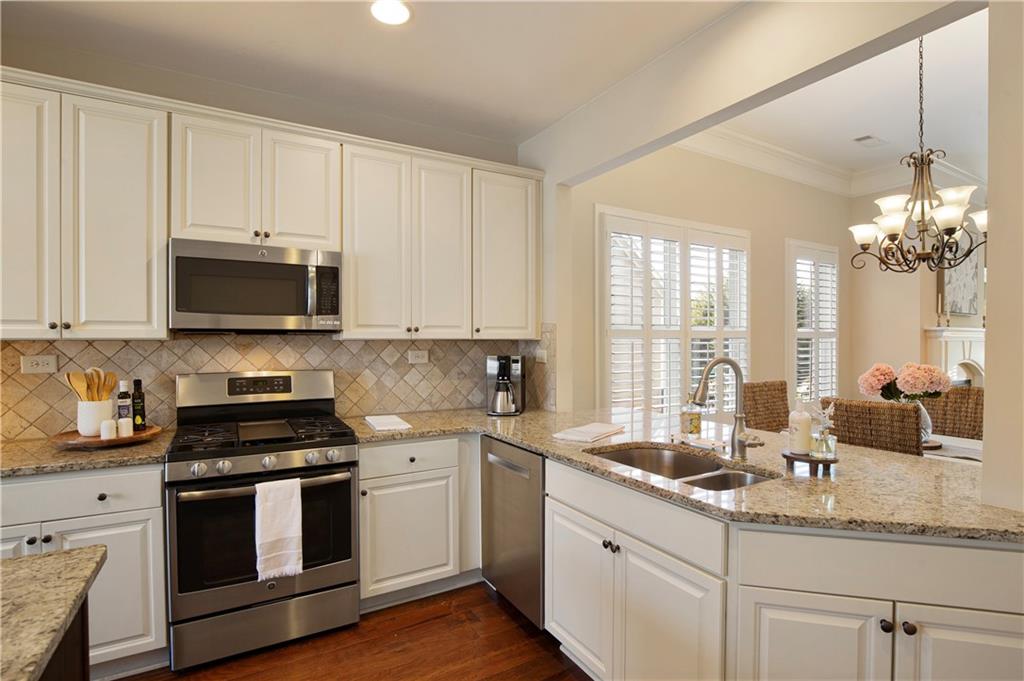 3730 Cypresswood Point SW