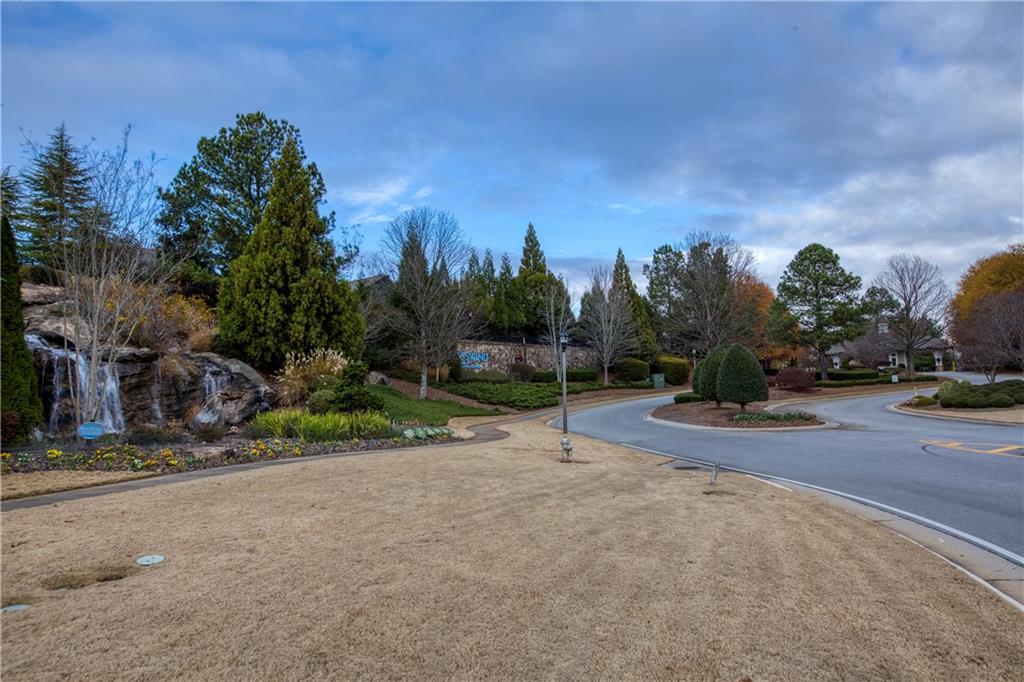 3730 Cypresswood Point SW