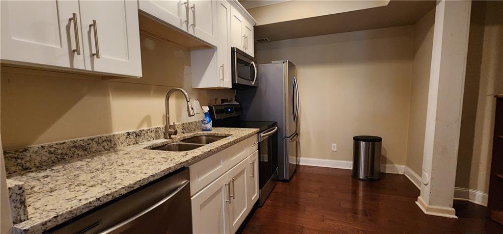 2130 Woods River Lane