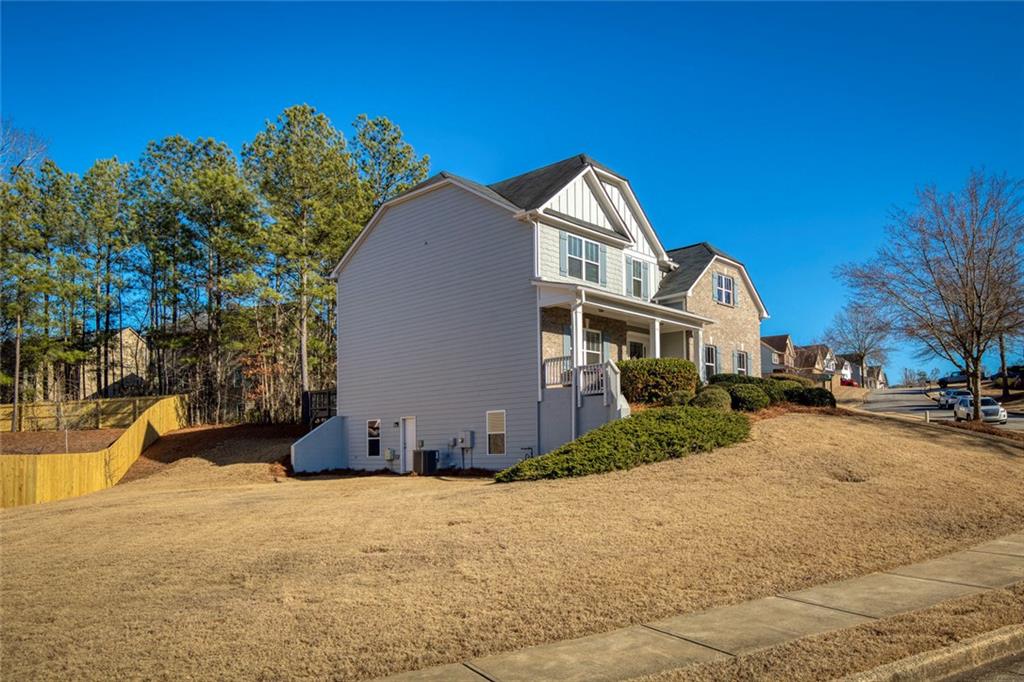 6215 Vista Crossing Way