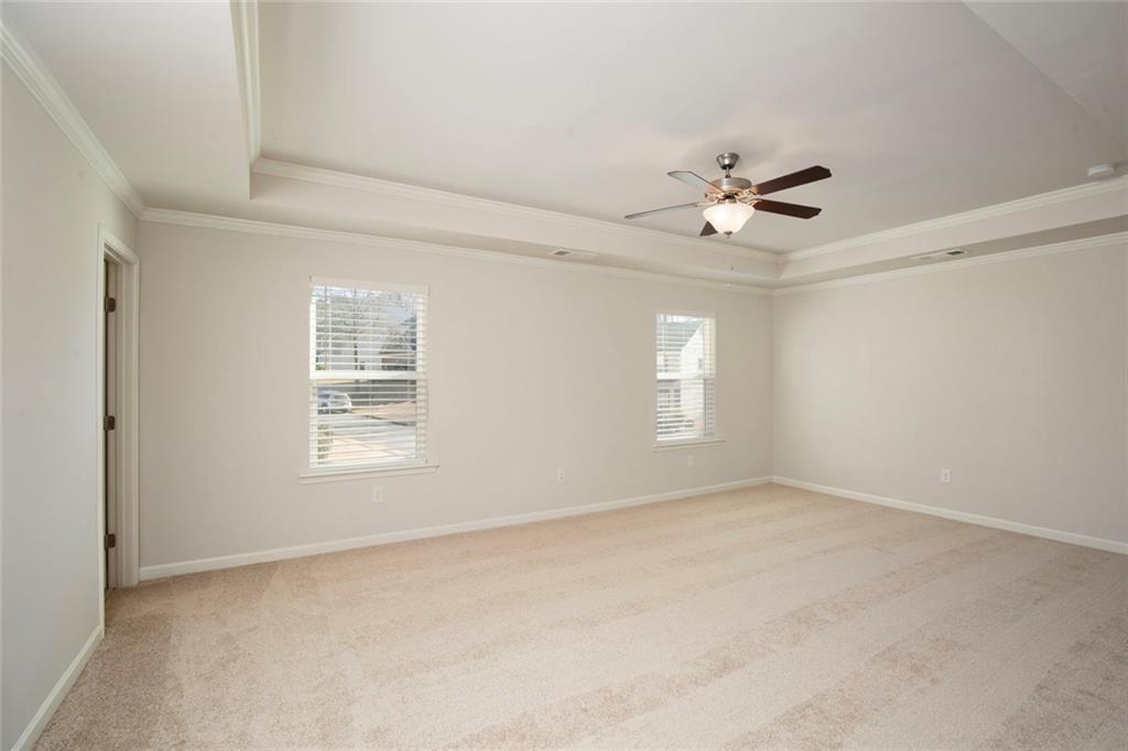 6215 Vista Crossing Way