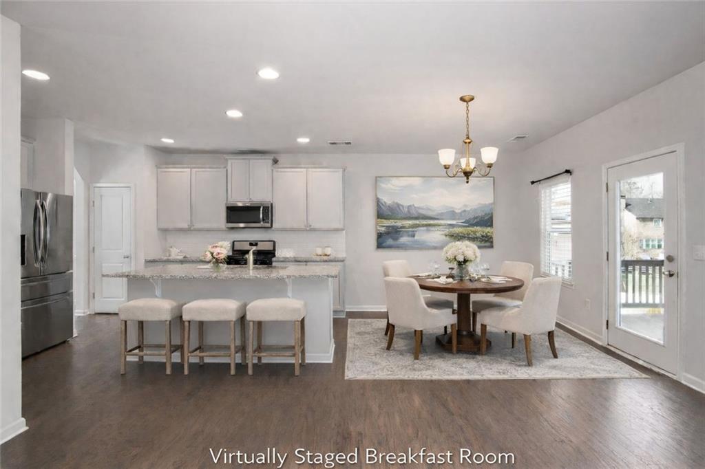 6215 Vista Crossing Way