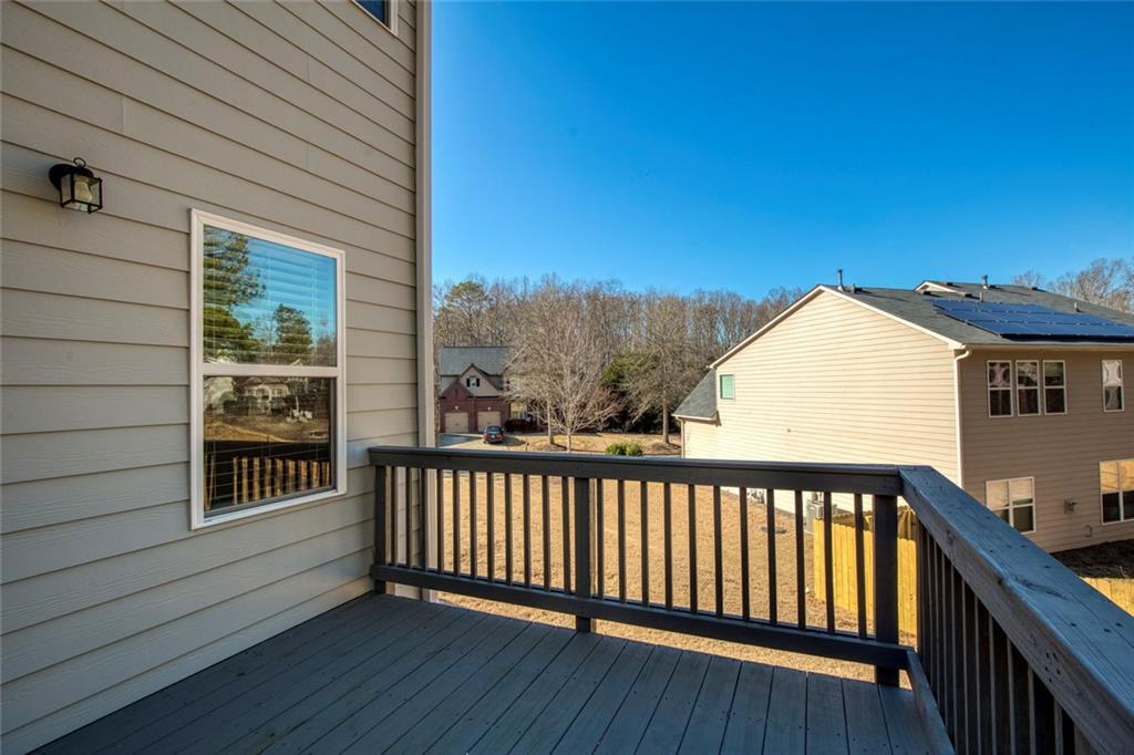 6215 Vista Crossing Way