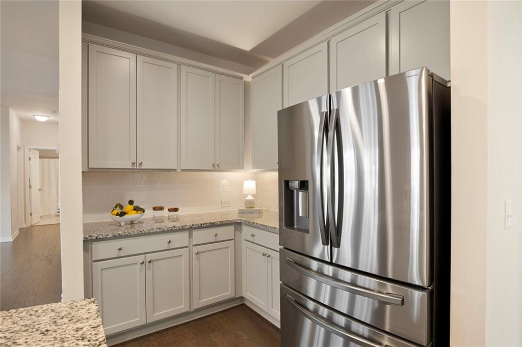 6215 Vista Crossing Way