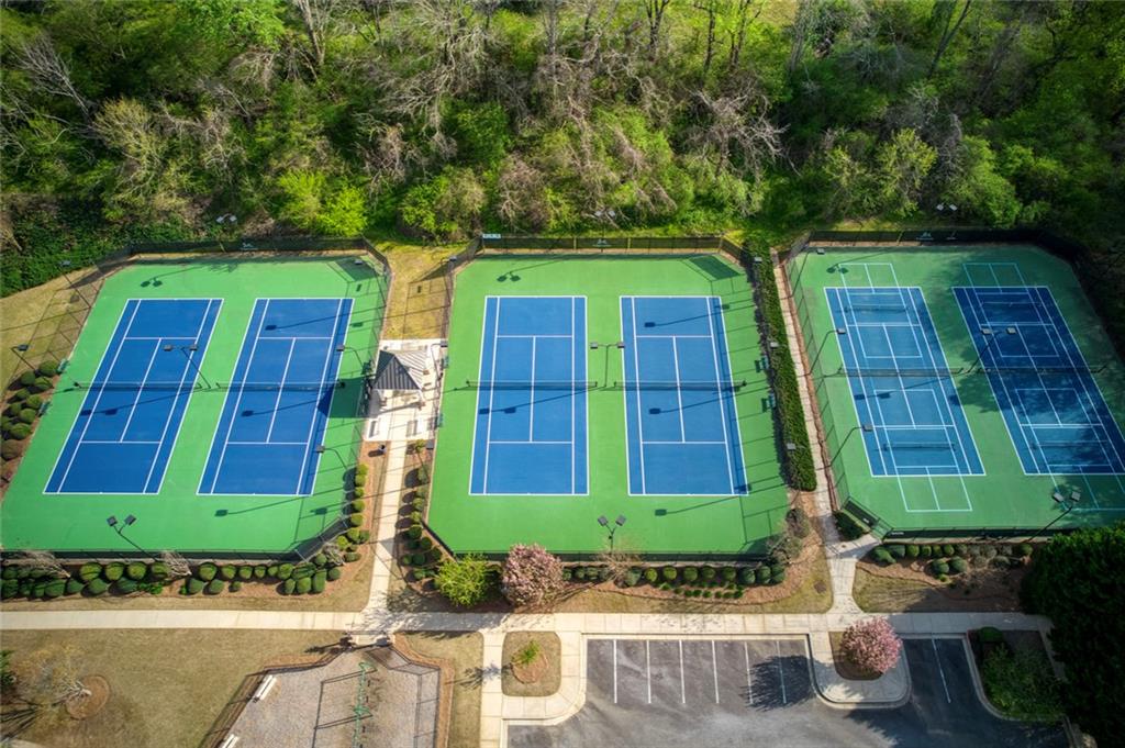 6215 Vista Crossing Way