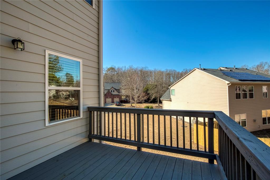 6215 Vista Crossing Way