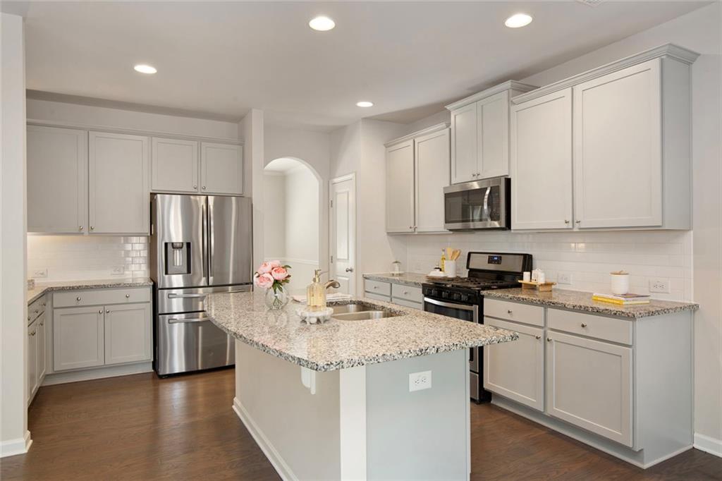 6215 Vista Crossing Way