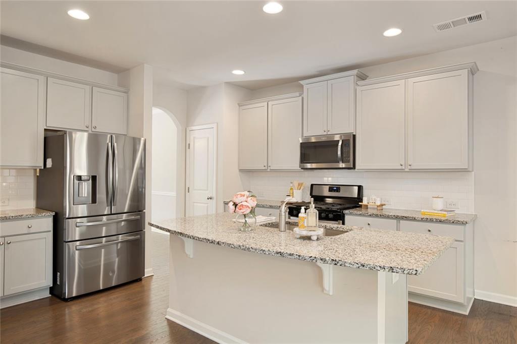 6215 Vista Crossing Way