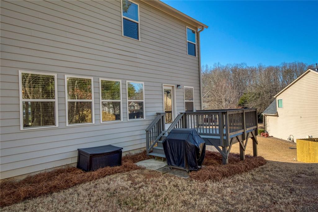 6215 Vista Crossing Way