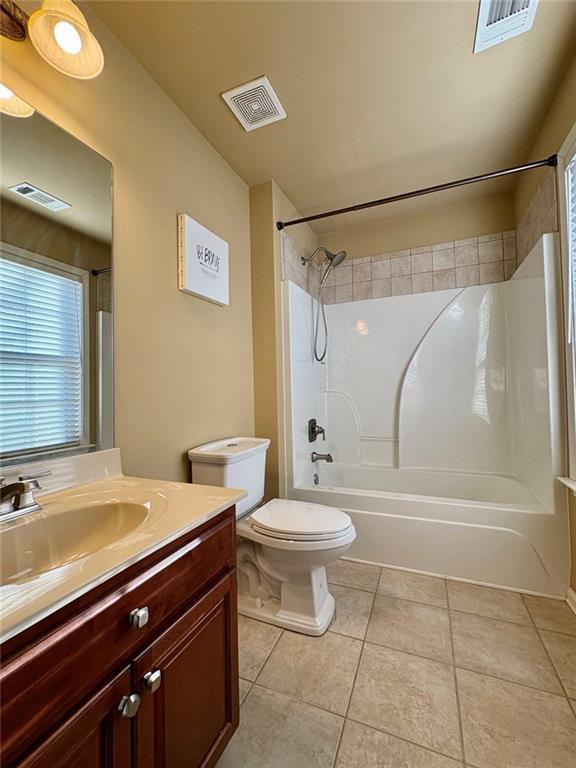 2390 Colchester Court