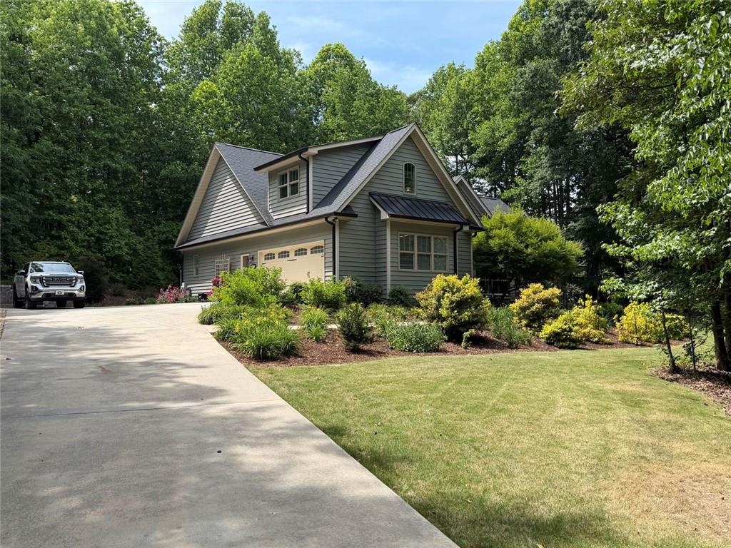 7671 Fern Lane