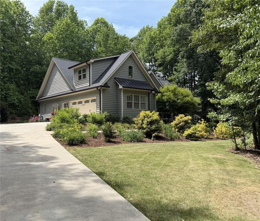 7671 Fern Lane