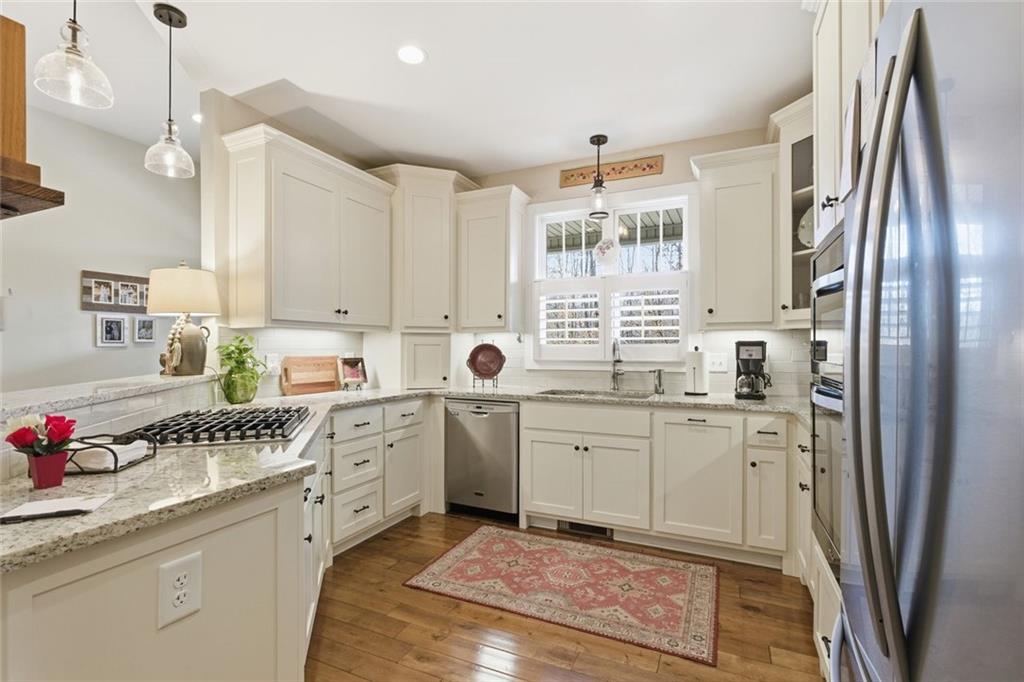 7671 Fern Lane