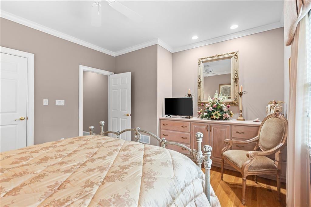 4315 Marble Arch Way