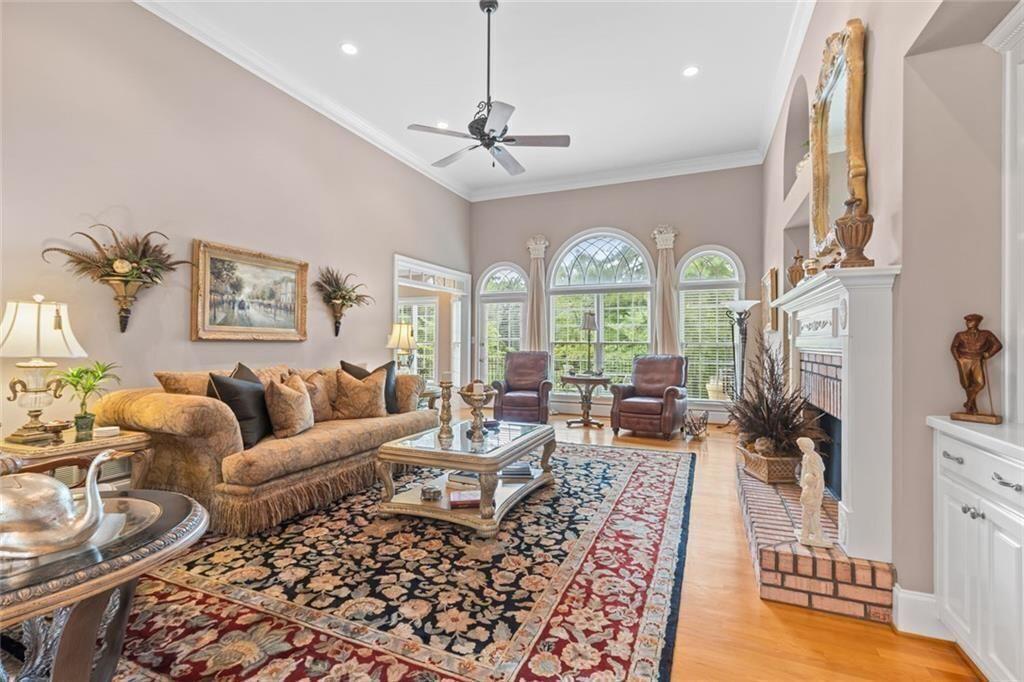 4315 Marble Arch Way