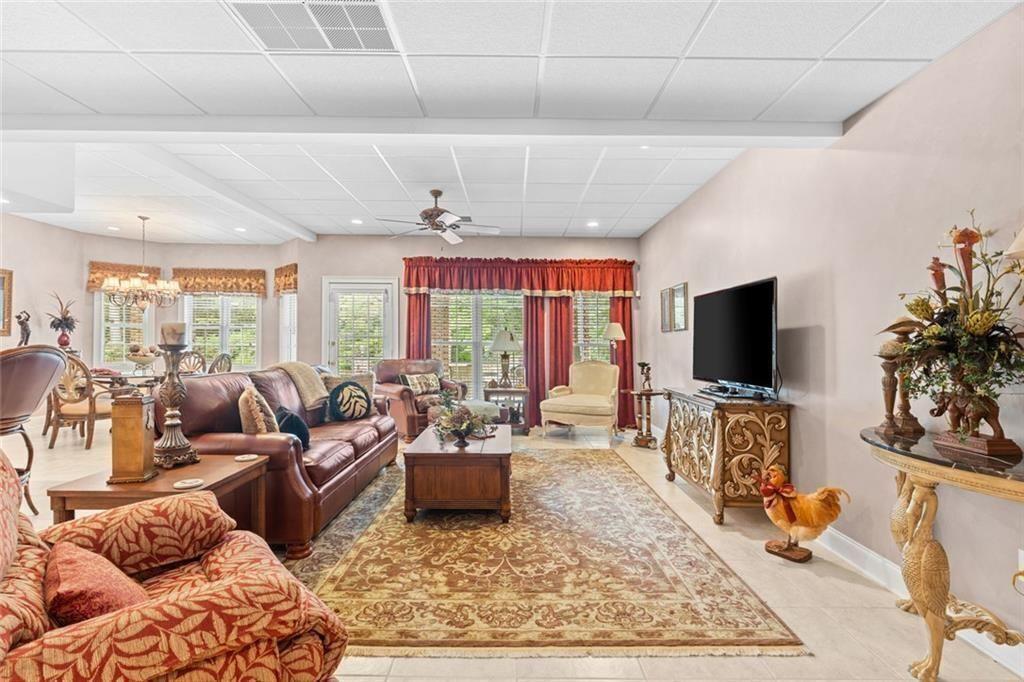 4315 Marble Arch Way