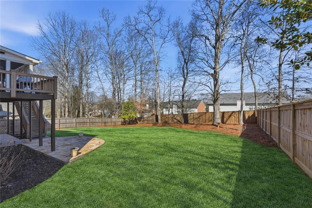 1525 Aurelia Drive