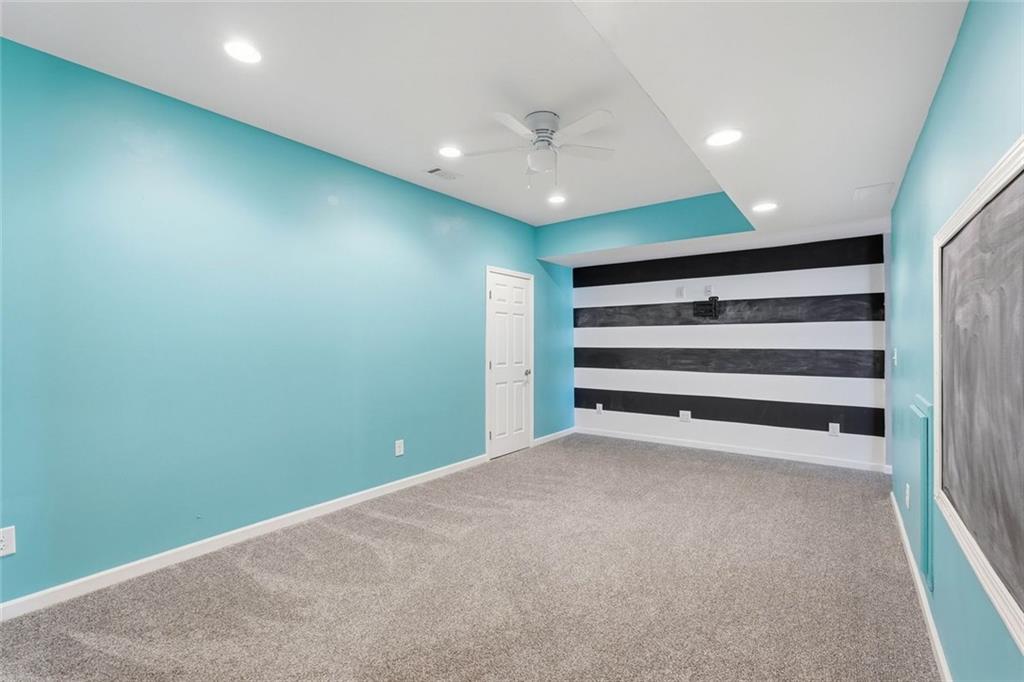 1525 Aurelia Drive