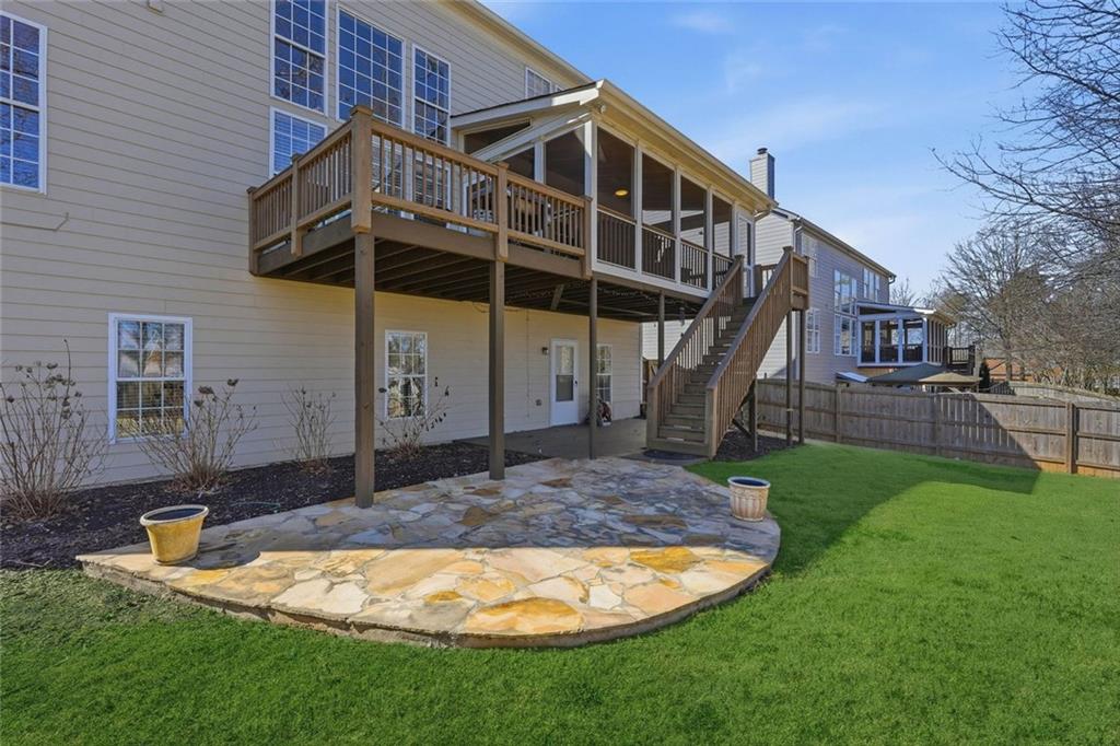1525 Aurelia Drive