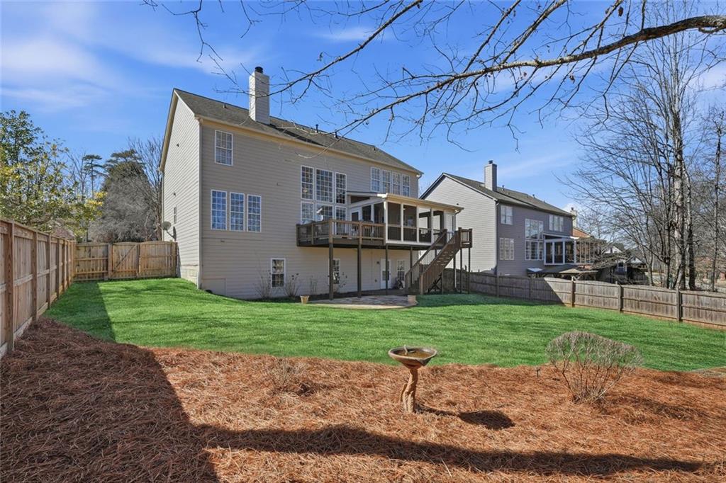 1525 Aurelia Drive