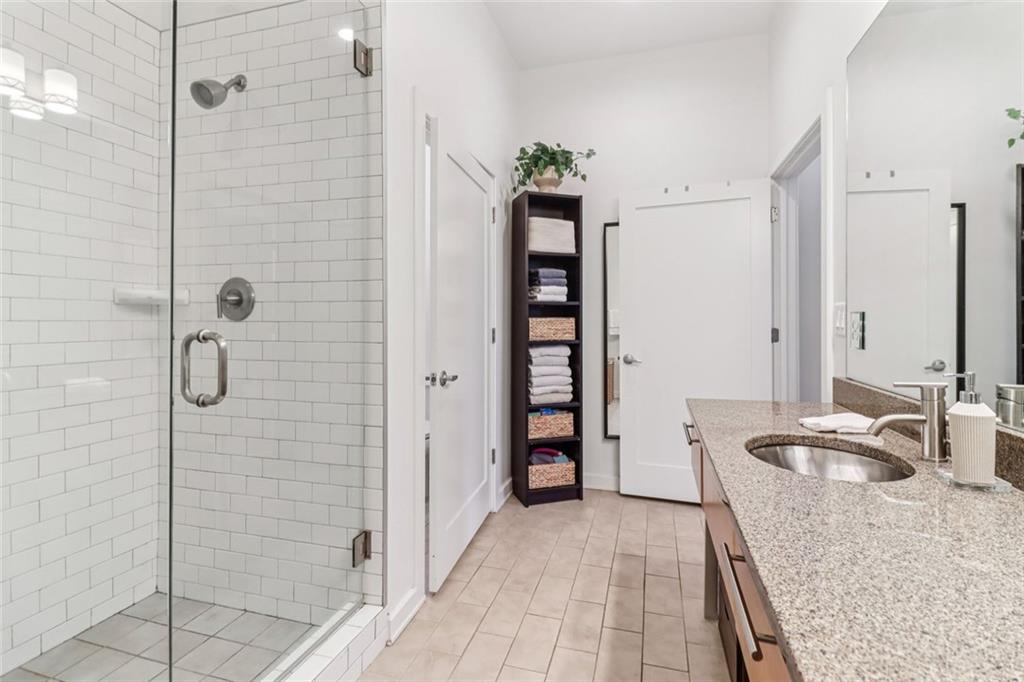 1430 Dresden Drive NE Unit 225