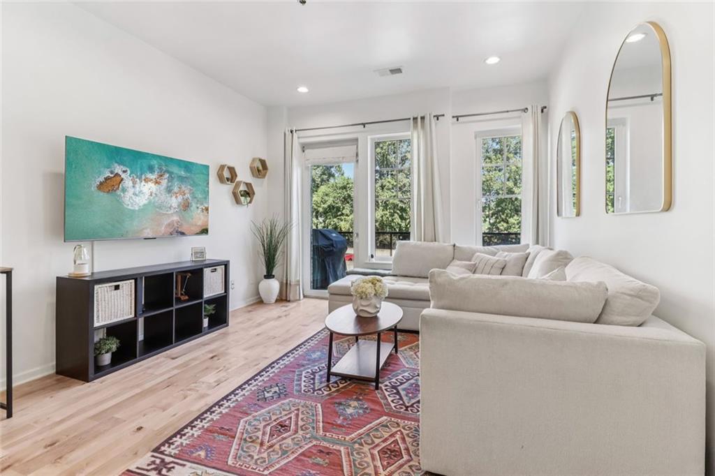 1430 Dresden Drive NE Unit 225