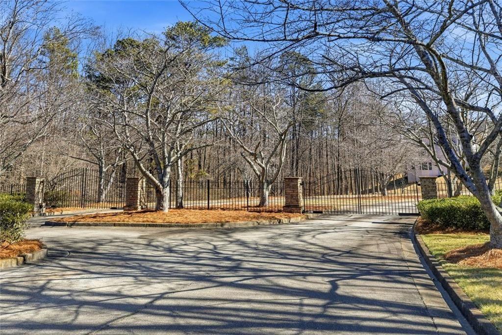 5576 Riverwalk Court