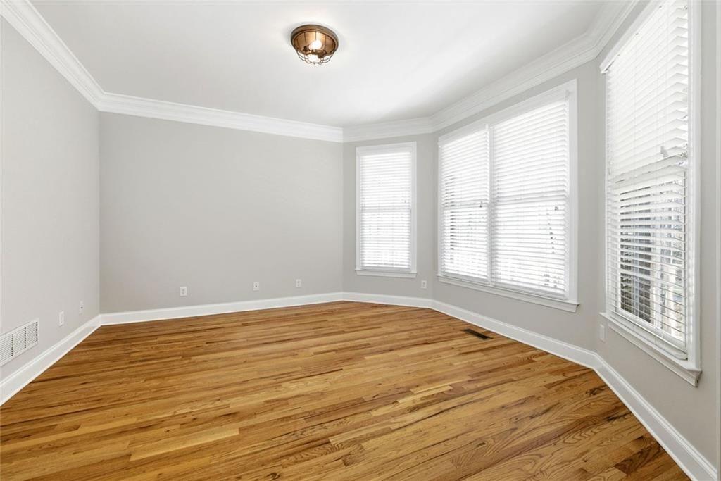 5576 Riverwalk Court