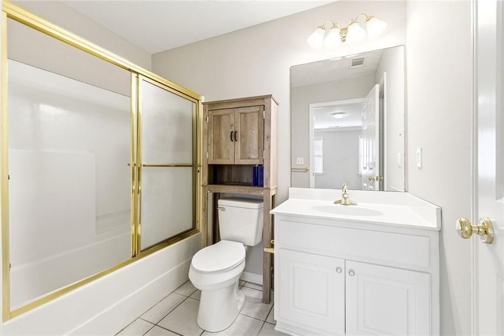 5576 Riverwalk Court